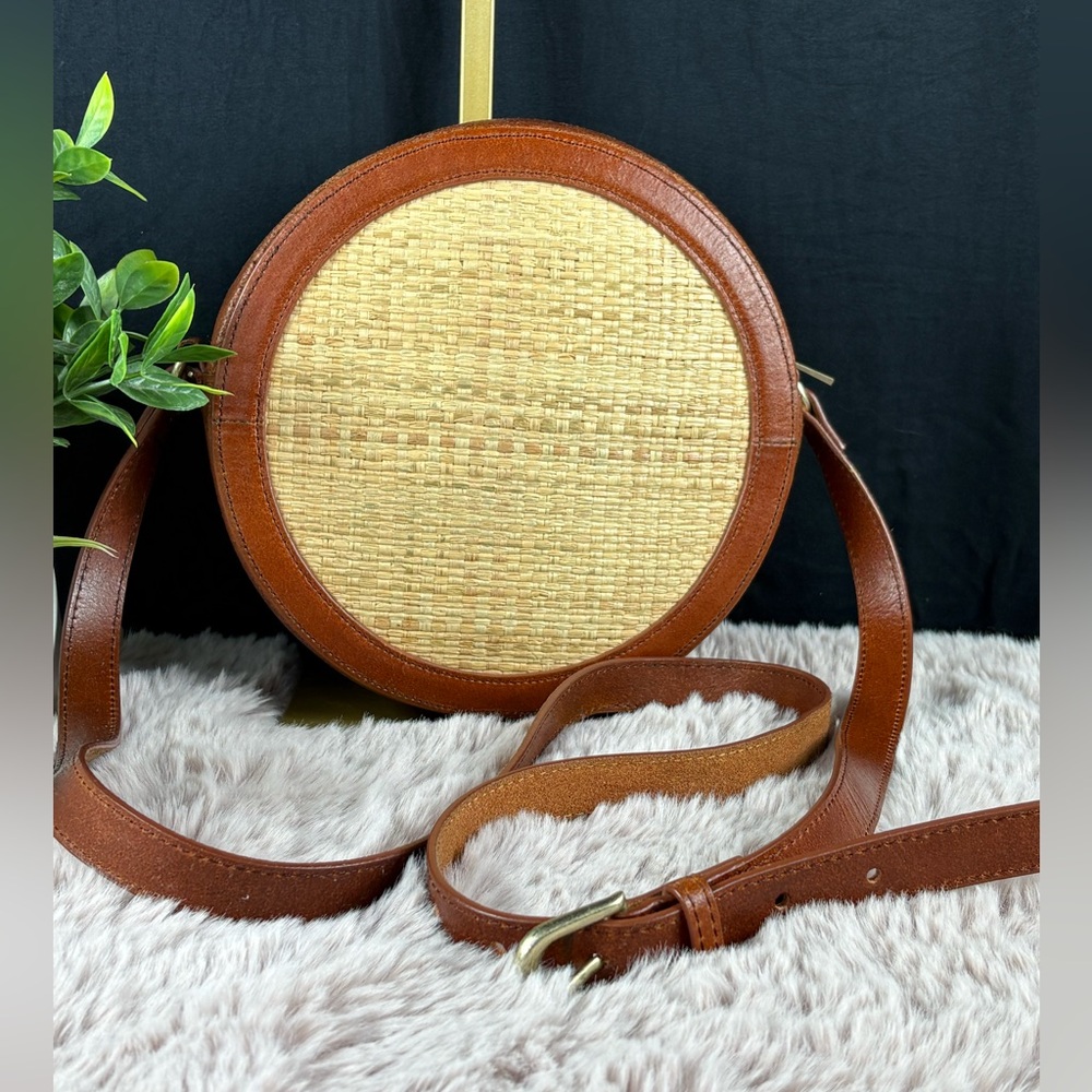 RARE Stelen Most Wanted USA Woven Canteen Crossbody Italian Leather & Raffia Bag
